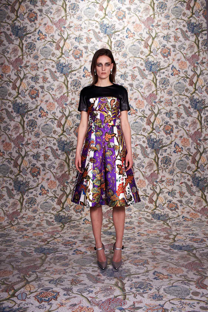 Balenciaga 2011ϵиDƬ