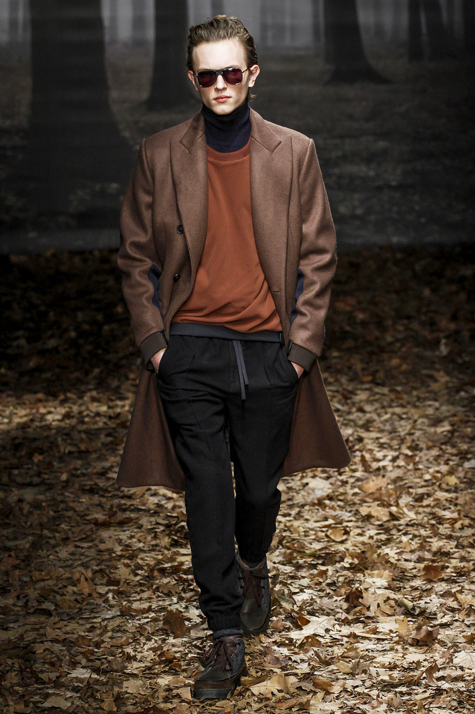 Trussardi 2013ﶬbDDƬ